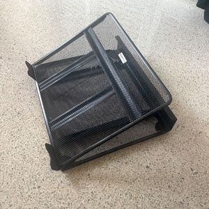 Metal Mesh Ventilated Adjustable Laptop/Notebook Stand - Amazon